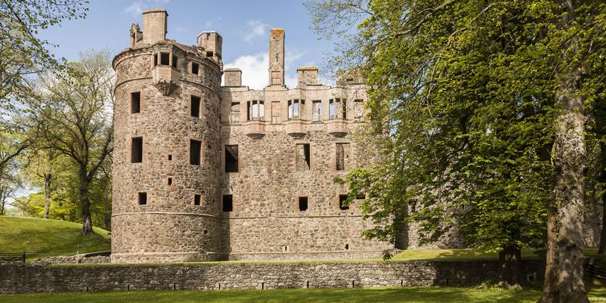 Huntly Castle