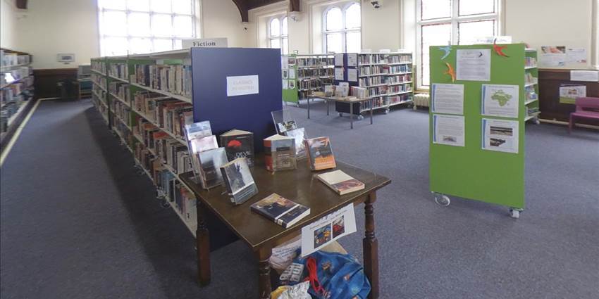 Huntly Library